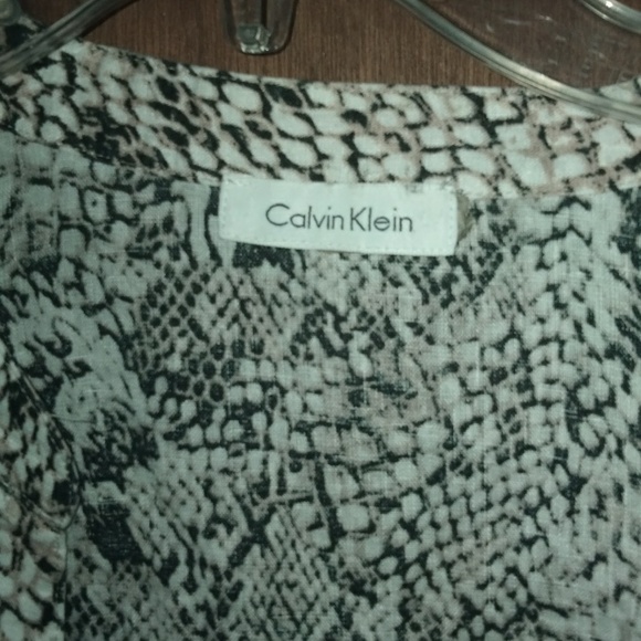 Calvin Klein 2x snake pattern blouse - Picture 2 of 3